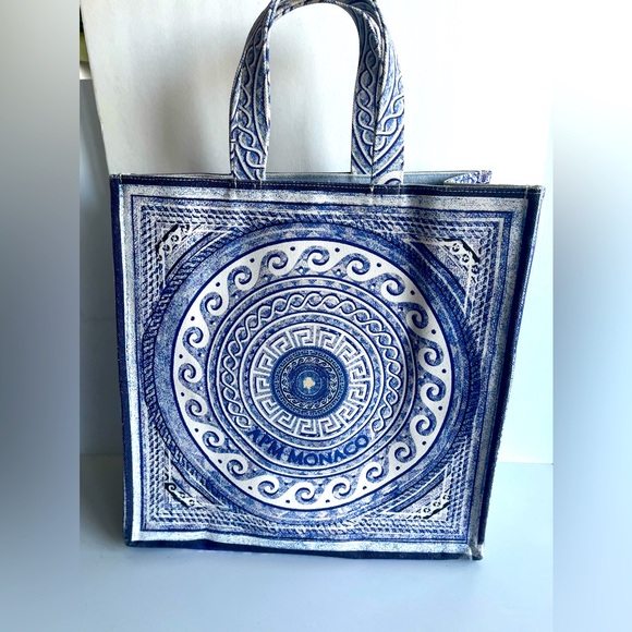 APM Monaco Big Roma Tote Bag - Picture 8 of 8